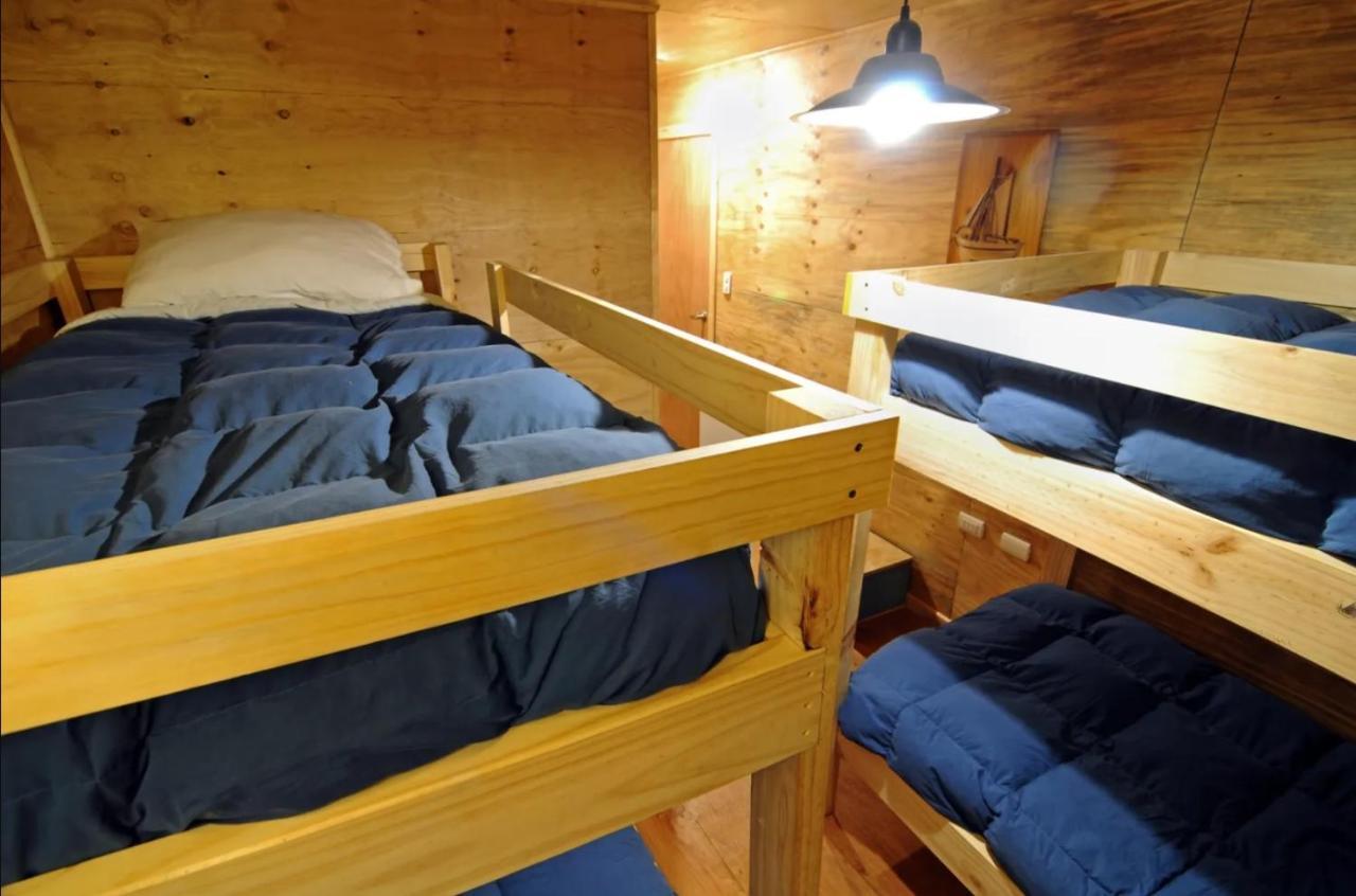 Hostal Palafito Waiwen Кастро Екстер'єр фото