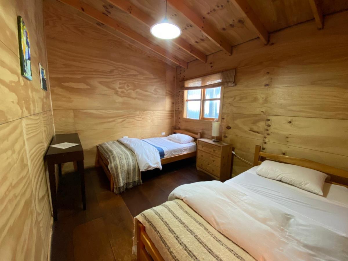 Hostal Palafito Waiwen Кастро Екстер'єр фото