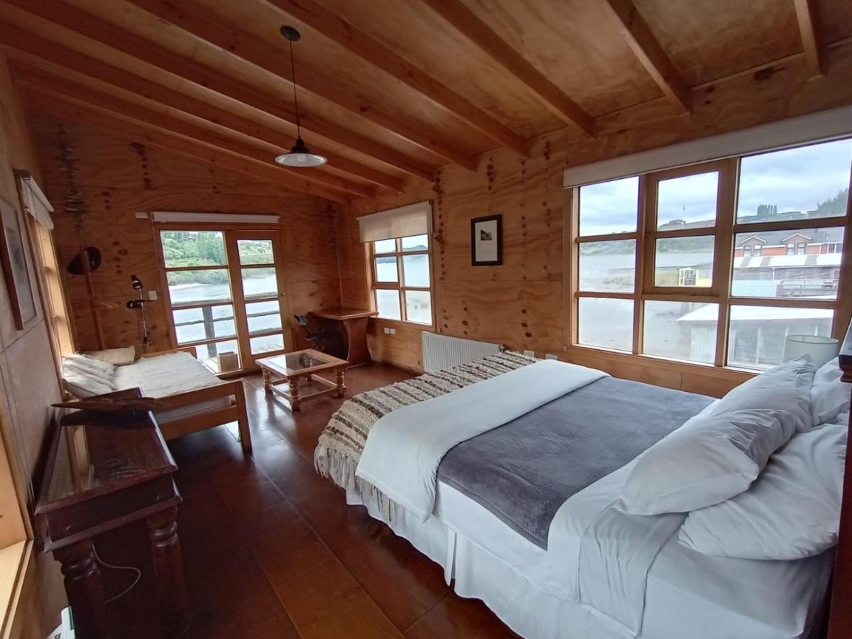 Hostal Palafito Waiwen Кастро Екстер'єр фото
